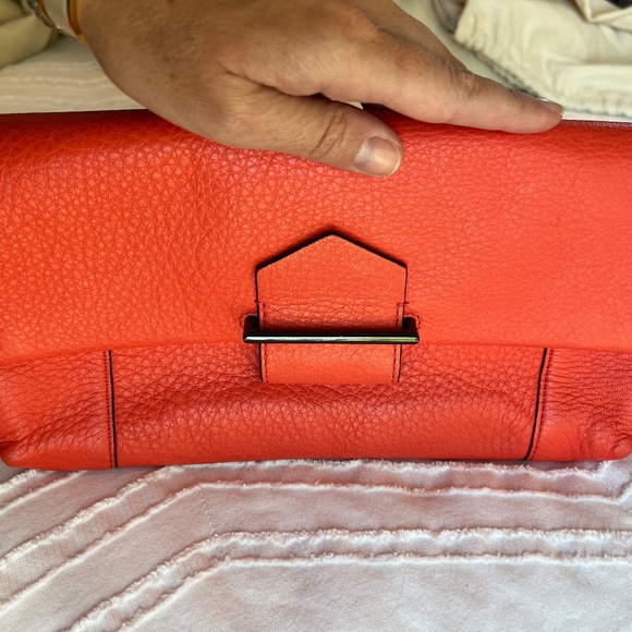 REED KRAKOFF LEATHER CLUTCH, CORAL - Picture 4 of 11